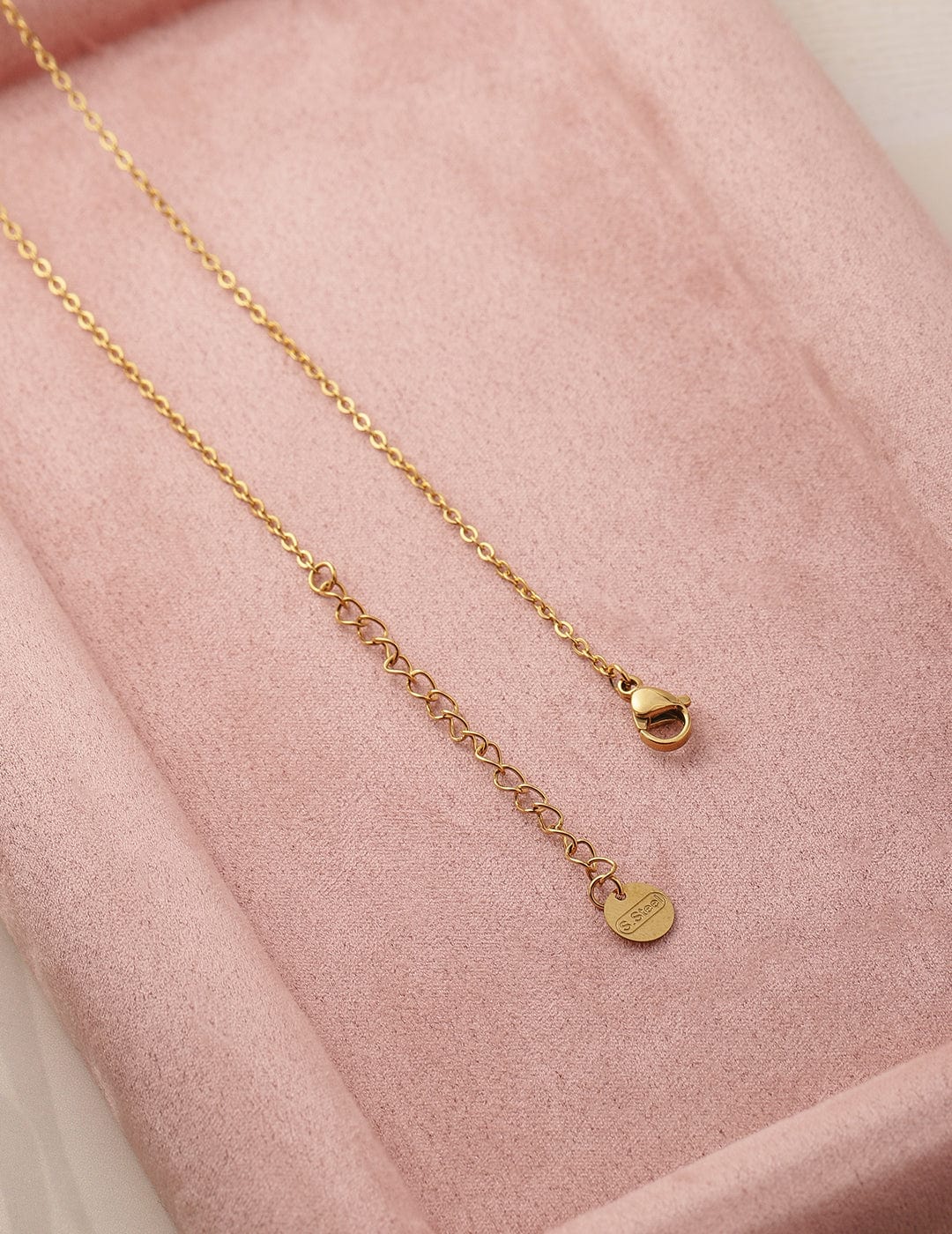18K Gold-Plated Stainless Steel Tarnish-Free Waterproof Clover Pendant Necklace