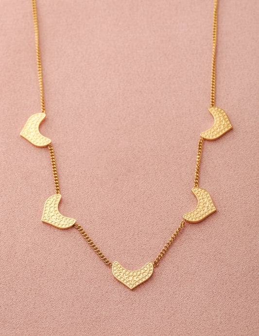 18K Gold Plated Stainless Steel Tarnish-Free Waterproof Statement Necklace and Chains