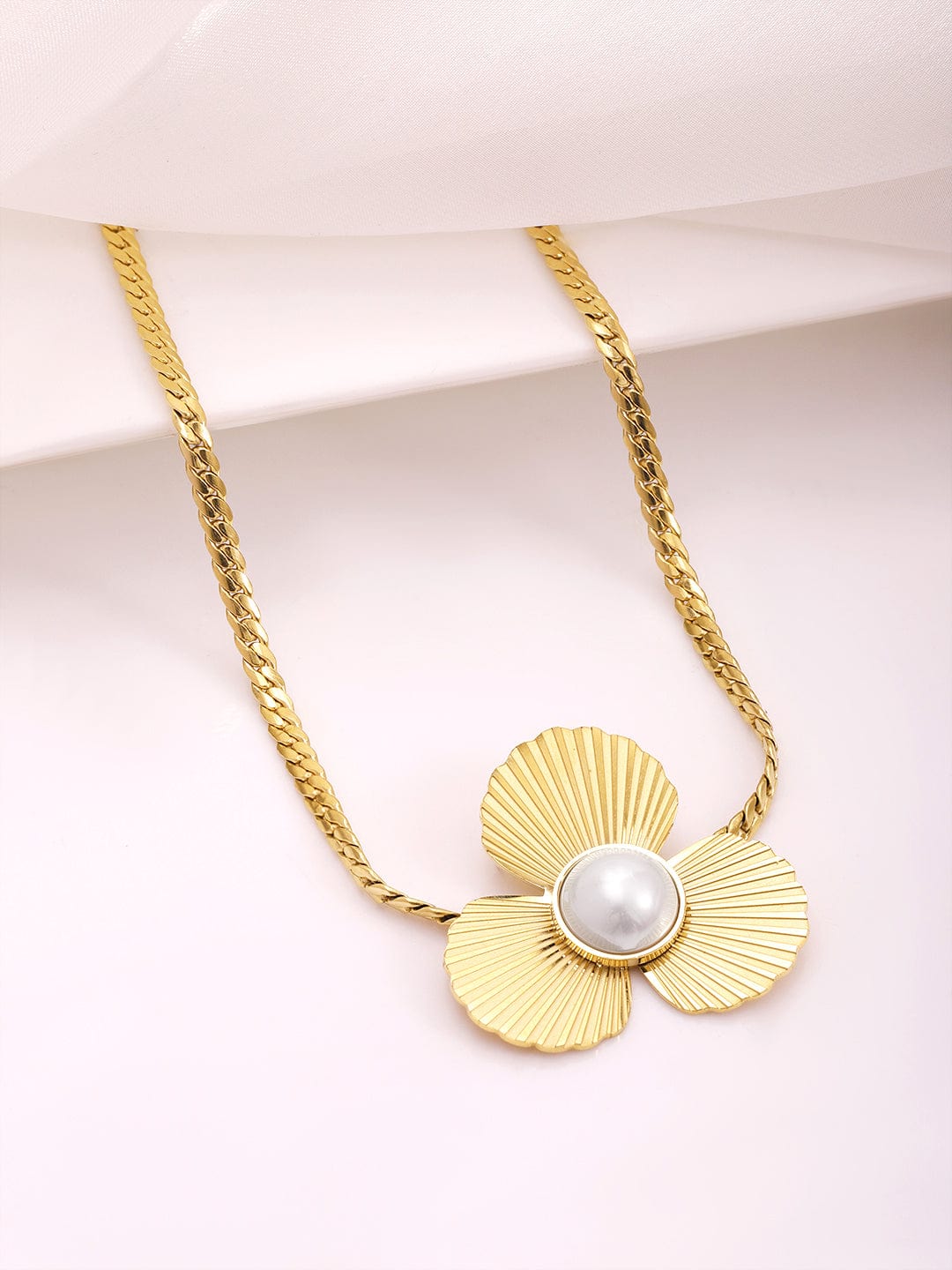 18KT Gold Plated Stainles Steel Tarnish Free Waterproof Demi-Fine Floral Necklace