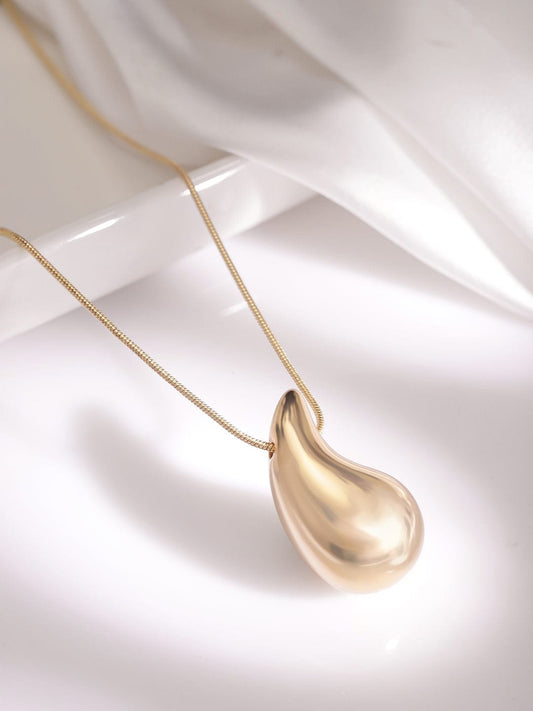 Rubans Voguish 18k Gold plated Stainless Steel Tarnish-Free Golden Fortitude Necklace