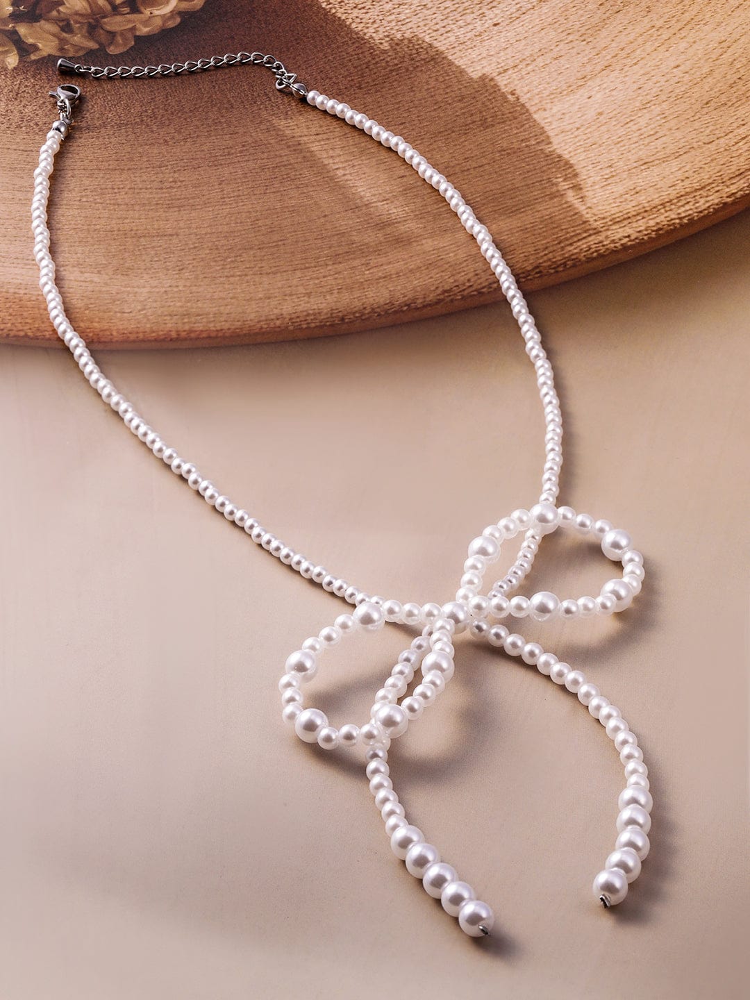 White Pearl Bow Necklace with Silver-Plated Clasp