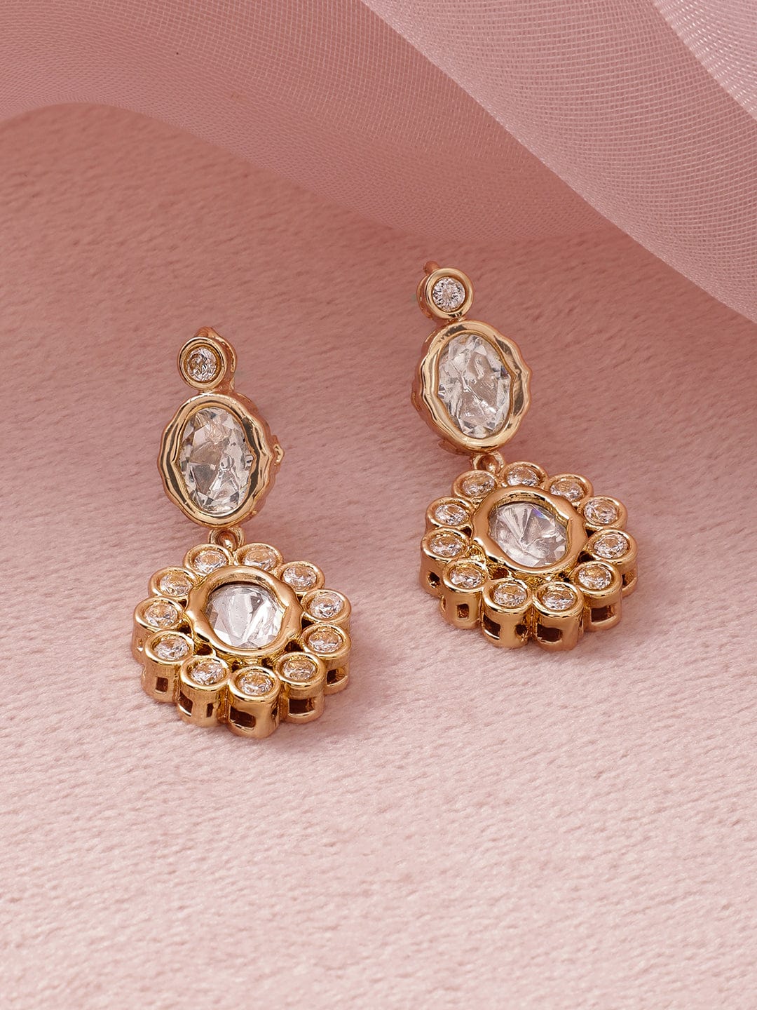 22K Gold Plated Kundan-Studded Traditional Necklace Set with Matching Earrings
