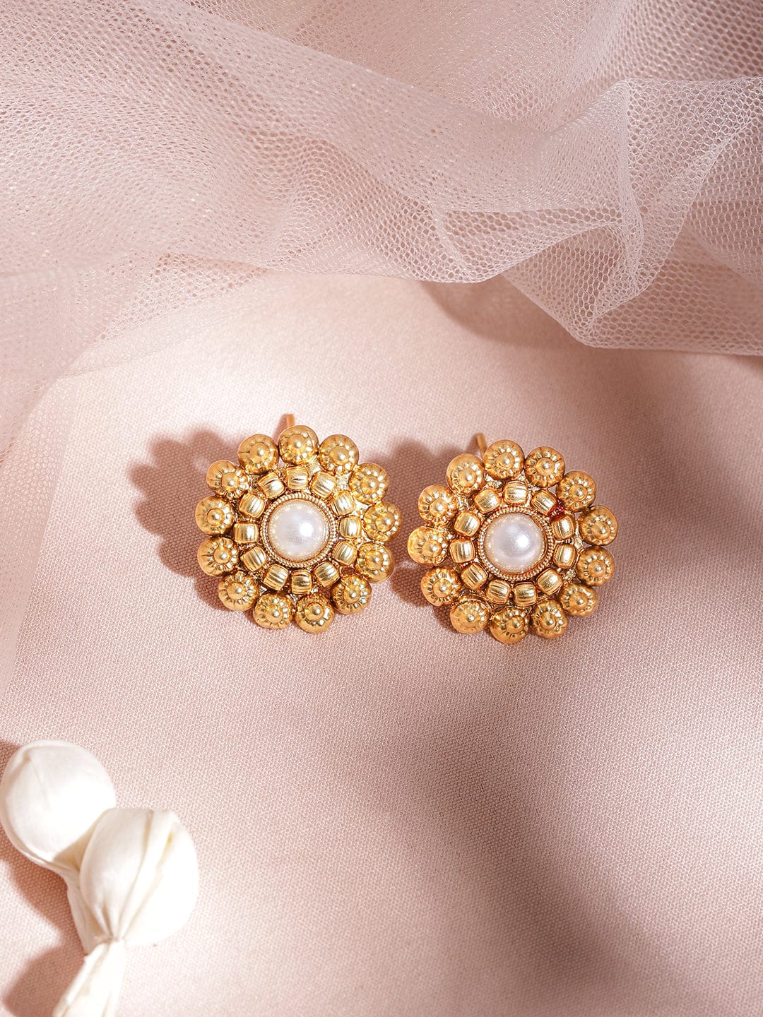 22KT Gold Plated Brass White Stone Studded Necklace Set