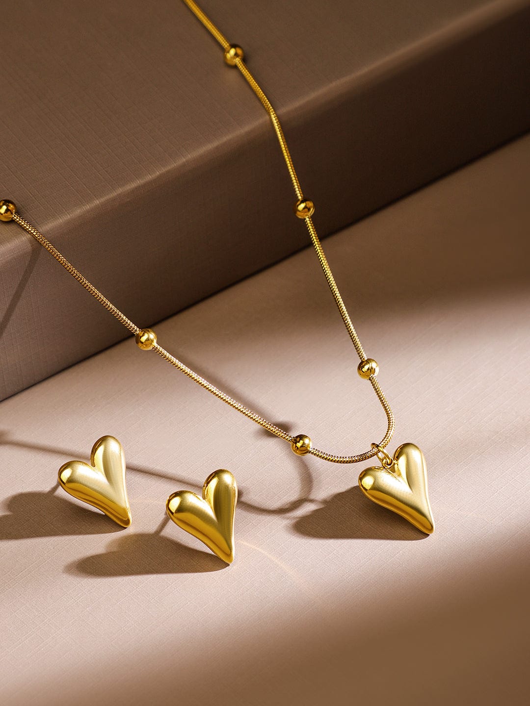 Rubans 18K Gold-Plated Stainless Steel Tarnish-Free Waterproof Sea-Inspired Charm Necklace