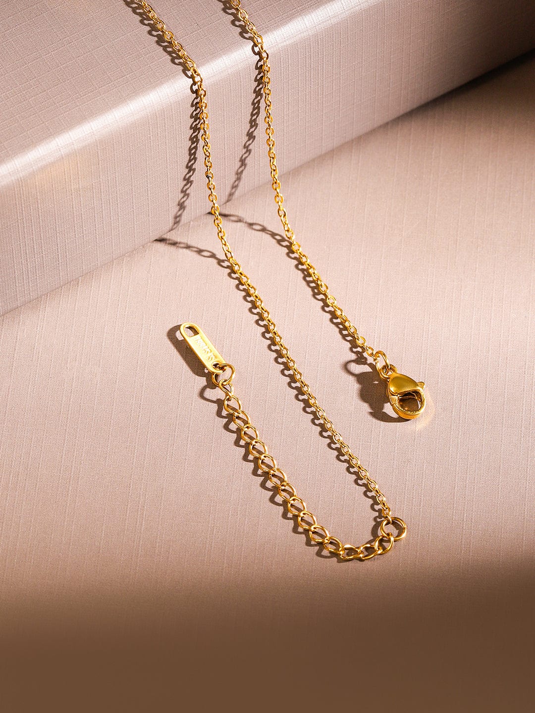 Rubans 18K Gold-Plated Stainless Steel Tarnish-Free Waterproof Cubic Zirconia Heart Necklace