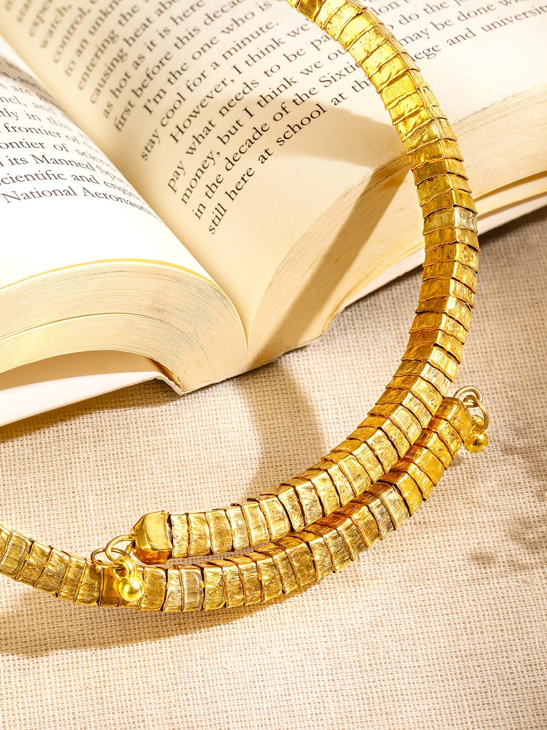 Rubans 18K Gold-Plated Textured Link Statement Bold Choker Necklace for Women