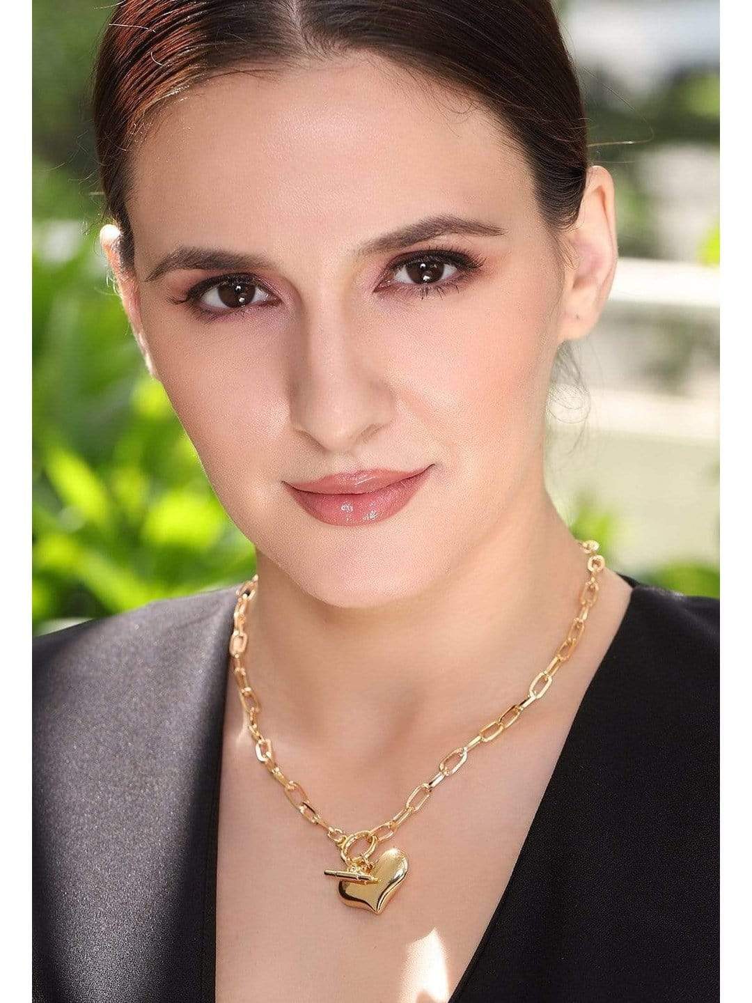 Rubans Gold Plated Handcrafted Heart Shape Interlinked  Chain Necklace