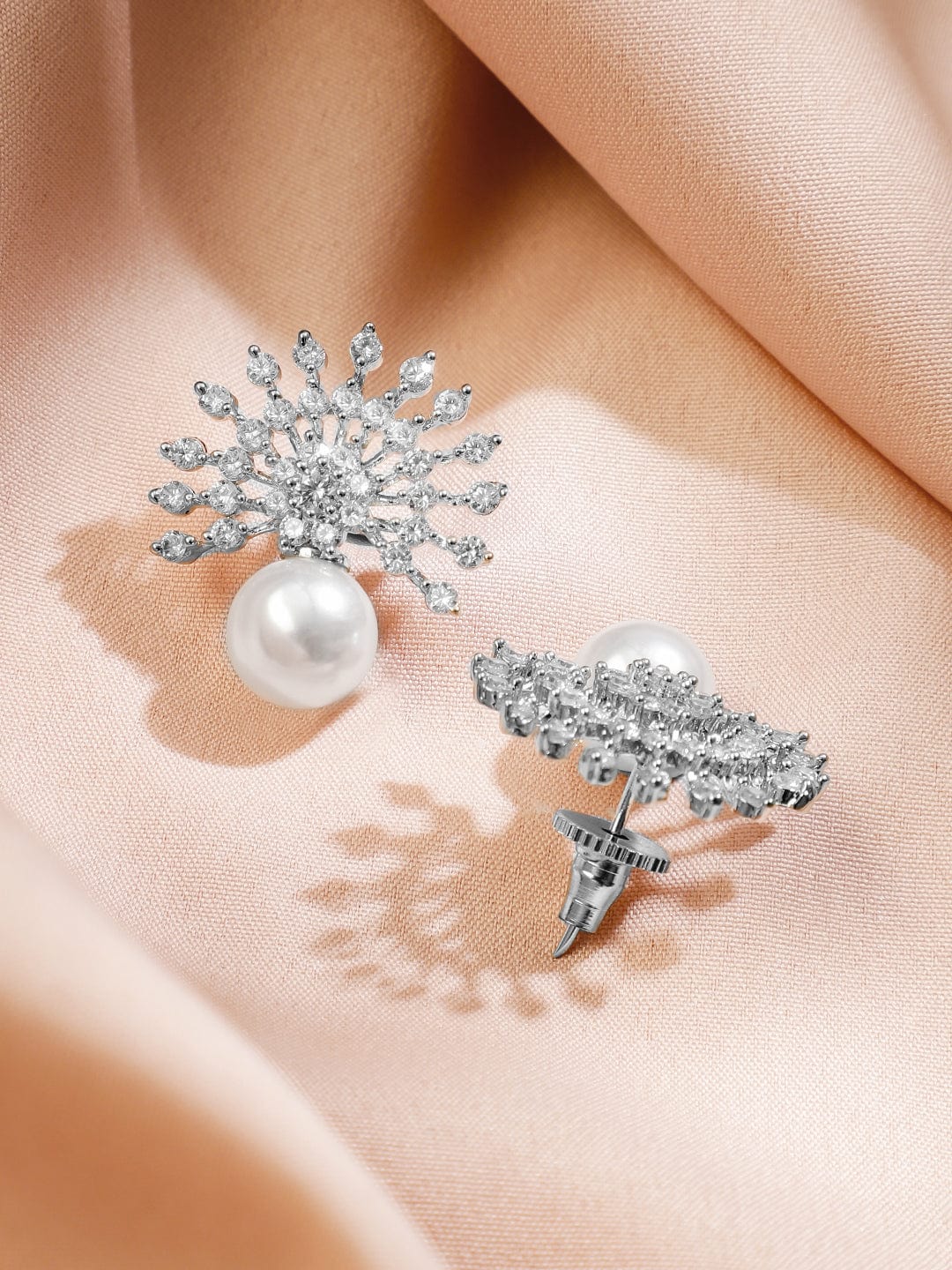 Rubans Rhodium-Plated Pearl & White Cubic Zirconia Studded Sunburst Pendant Necklace Set in Silver Tone