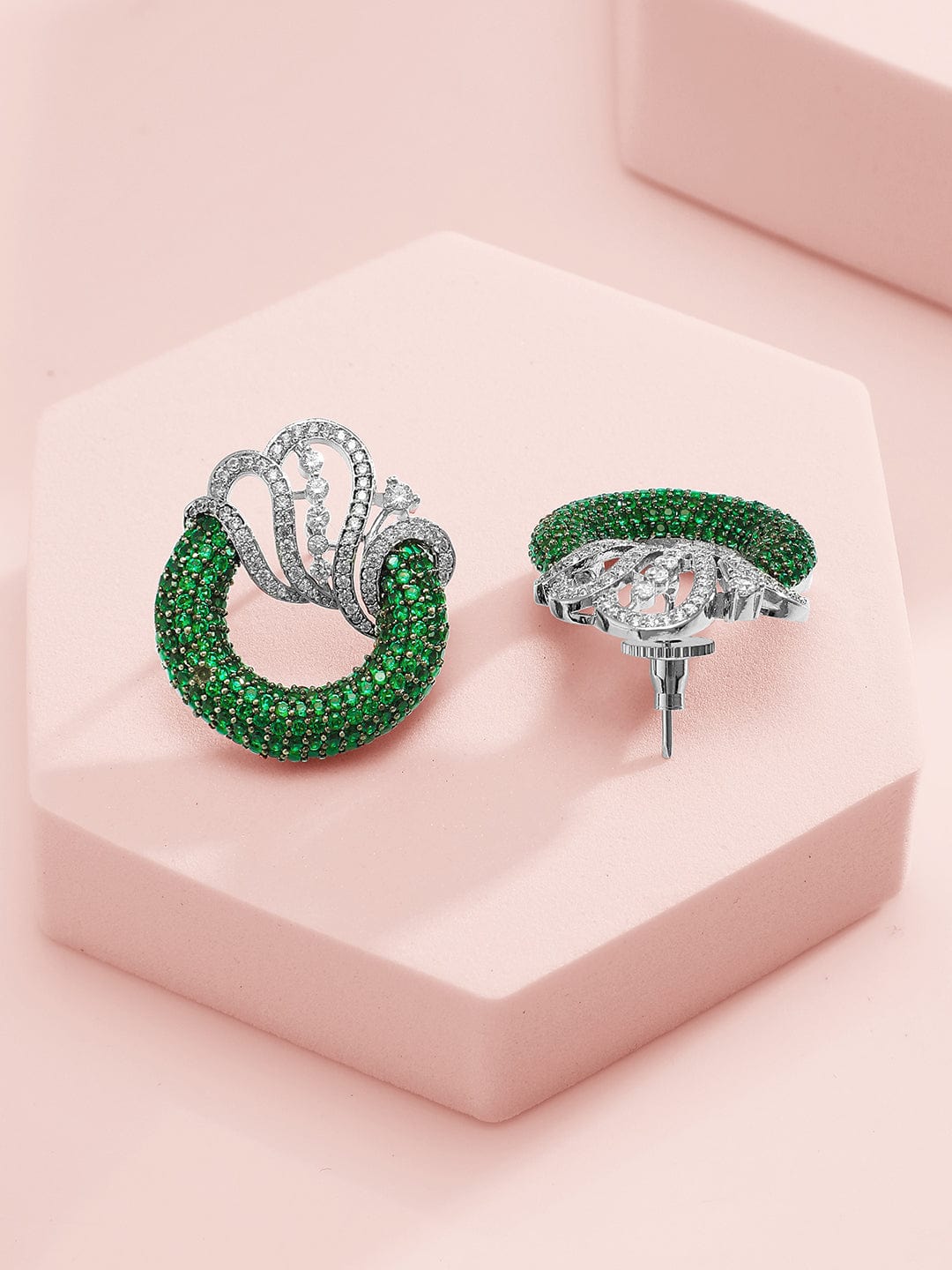 Rubans Silver-Plated Emerald Green & AAA Cubic Zirconia Statement Necklace Set with Artistic Wave Design